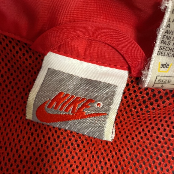 Nike athletic performance 90s jacket blue red embroidered logo, fast shipping - Picture 5 of 16